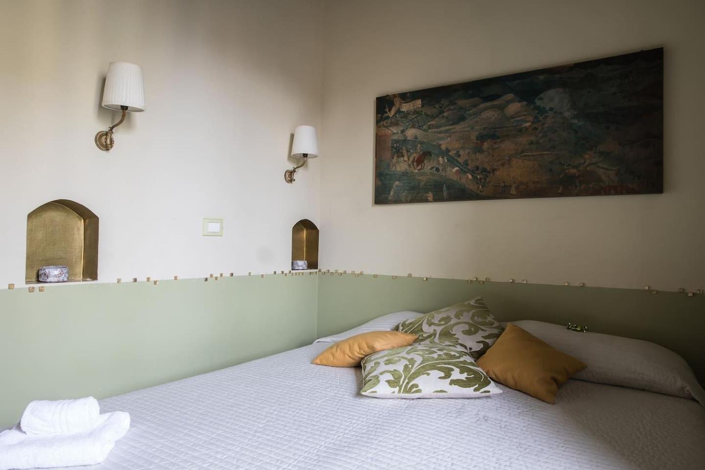 Crispi Deluxe 2 Bedroom